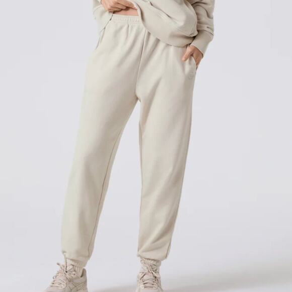 Vuori Sedona Sweatpant, Bone, Size Small - Picture 1 of 10